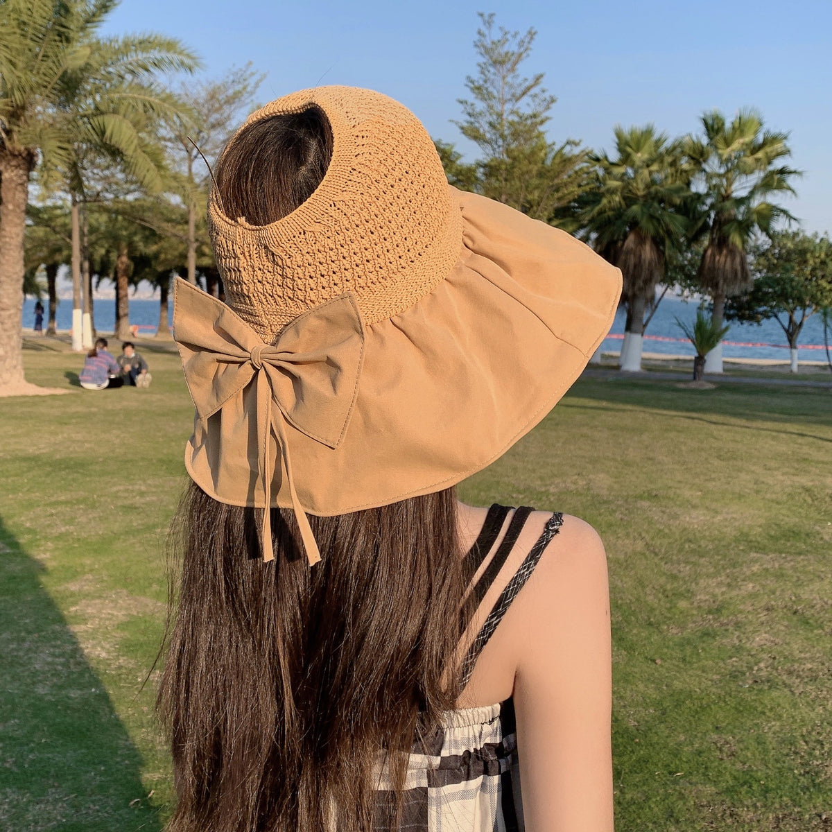 Black Glue Sun Hat for Women - Anti-UV Beach Wear